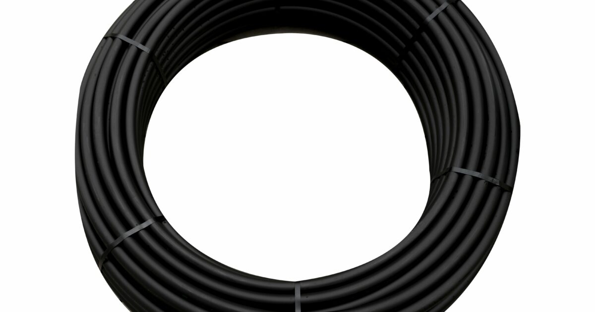 PE Bewässerungsrohr Schwarz 32 Mm, PN6, 50 M Rolle – Made In Poland, Für Tropfbewässerung & Garten